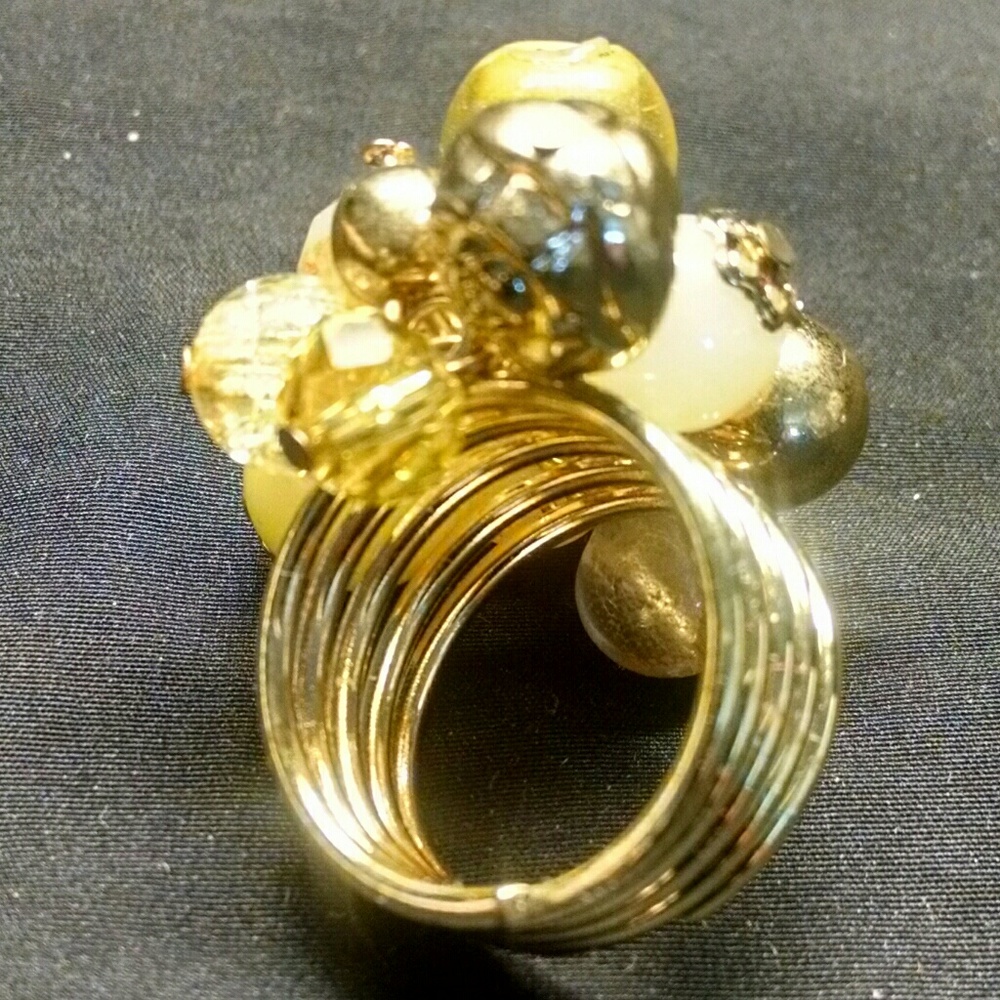 Beautiful Unique Beaded Fun Ring - image 3